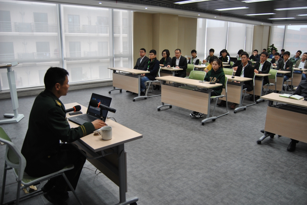 九游老哥俱乐部-老哥必备的交流社区