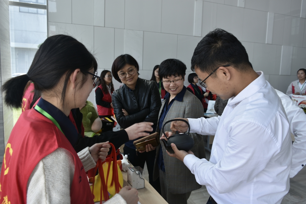 九游老哥俱乐部-老哥必备的交流社区